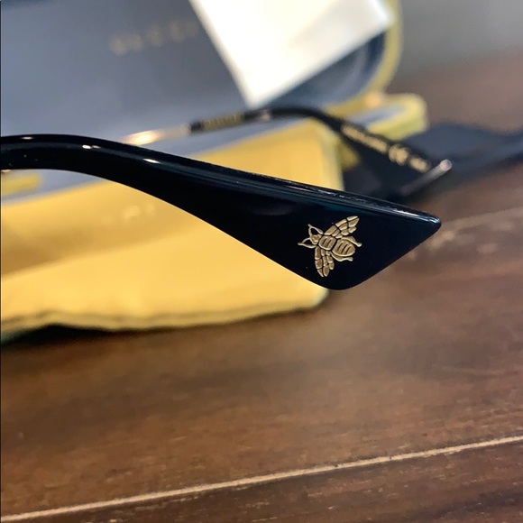 Gucci 56mm Gradient Cat eye Sungalsses - Picture 3 of 13